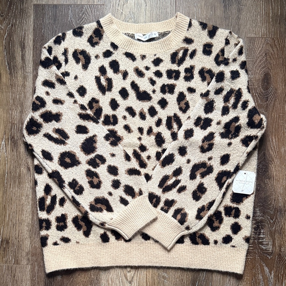 Altar’d State Leopard Print Sweater, Women’s size Small, Brand New! - Picture 1 of 4